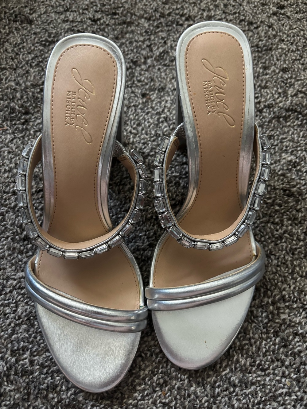 Badgley Mischka Silver Metallic Jeweled Strap Heeled Sandals